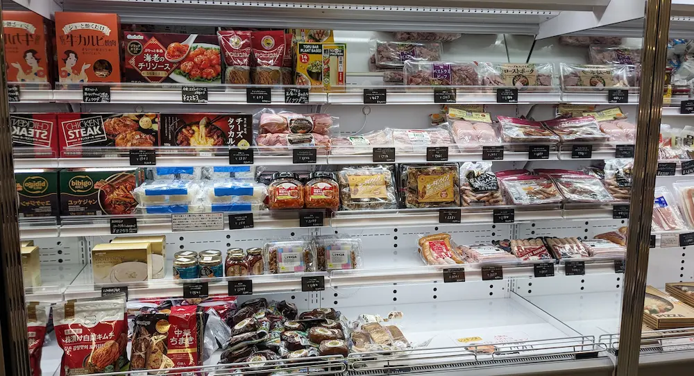 吉祥寺のコストコ再販店STOCKMART（ストックマート）の冷蔵品の品揃え